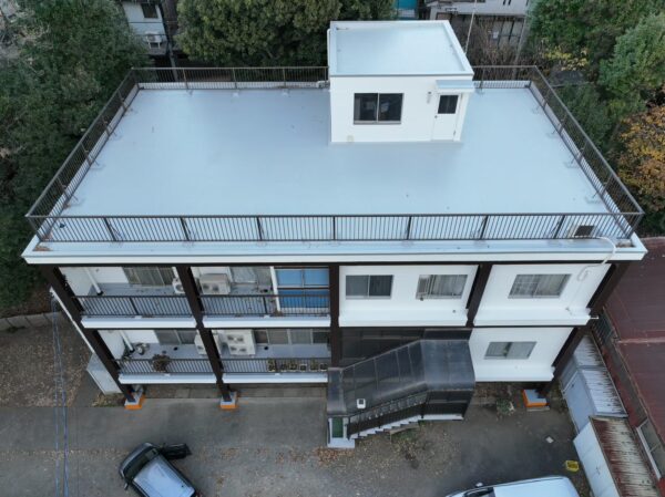 東京都大田区にて雨漏り修理・防水工事〈屋上シート防水・ウレタン防水工事〉の施工後写真